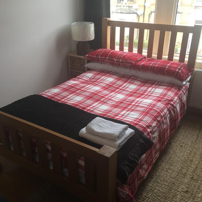 Catford Homestay ลอนดอน ภายนอก รูปภาพ